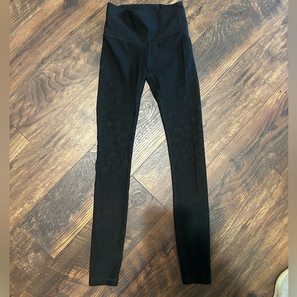 - Lululemon Mapped Out High Rise Tight 28" *Camo - Picture 4 of 10